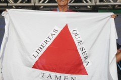 TOM00697